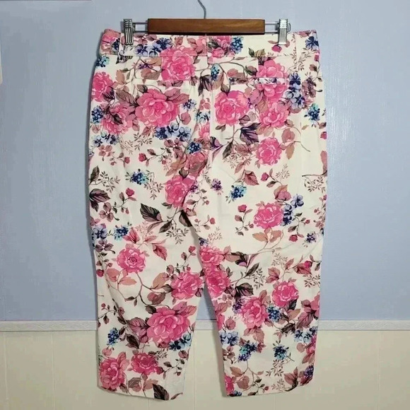 St. John's Bay Size 12 White Bright Pink Floral Summer Travel Party Dressy Capri - Picture 6 of 10
